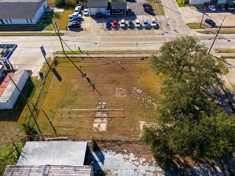 More Photos Of 806 17th st, Lake Charles Land For Sale