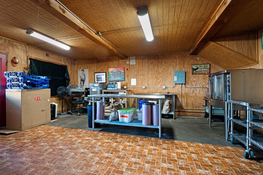 More Photos Of 105 James Canyon Highway, Cloudcroft Restaurant For Sale