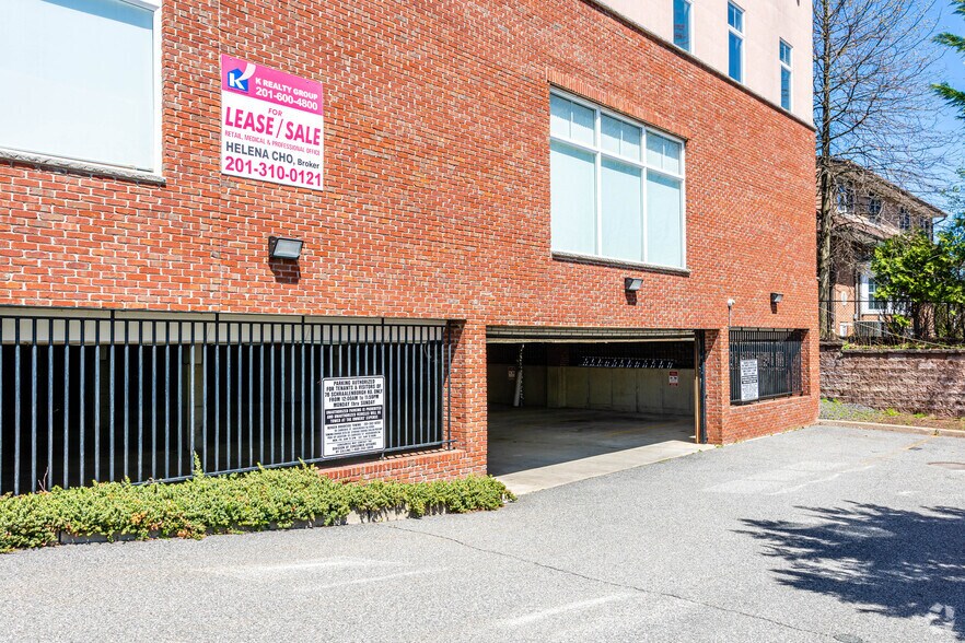 More Photos Of 76 Schraalenburgh Rd, Harrington Park Medical For Sale