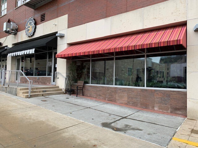 More Photos Of 308 S 9th St, Columbia Apartments For Lease