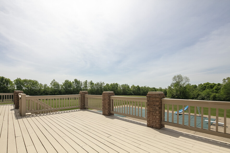 More Photos Of 4664 Lexington Rd, Winchester Specialty For Sale