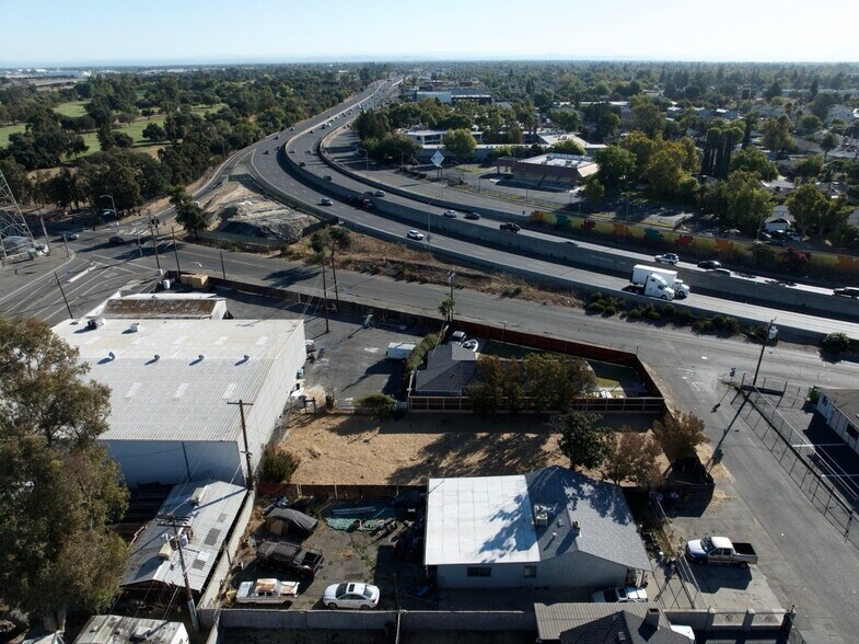 More Photos Of 1941 Naomi Way, Sacramento Land For Lease