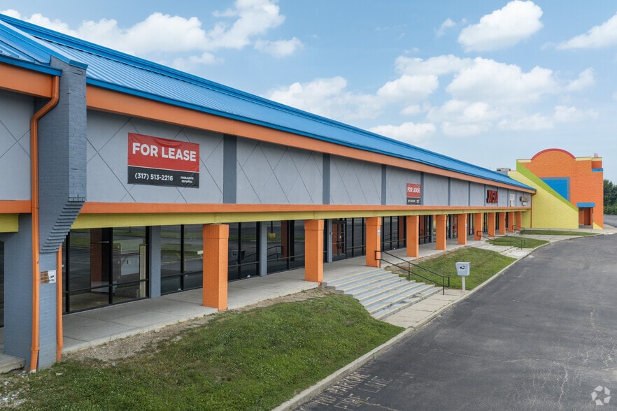 More Photos Of 3643-3749 Commercial Dr, Indianapolis Unknown For Lease