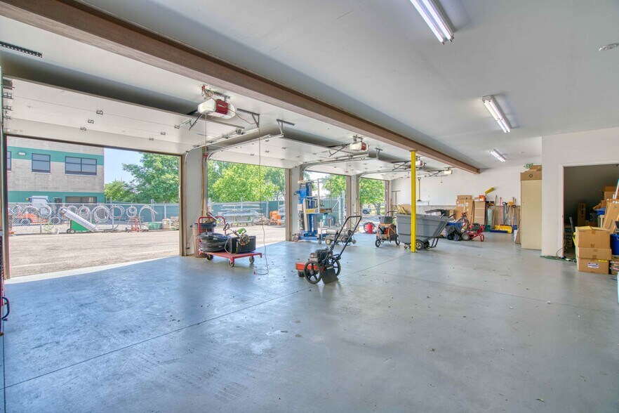 More Photos Of 1120 Boston Ave, Longmont Warehouse For Lease