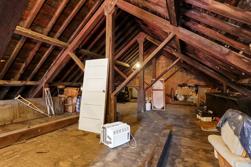 More Photos Of 100 W German St, Shepherdstown Storefront Retail Residential For Sale