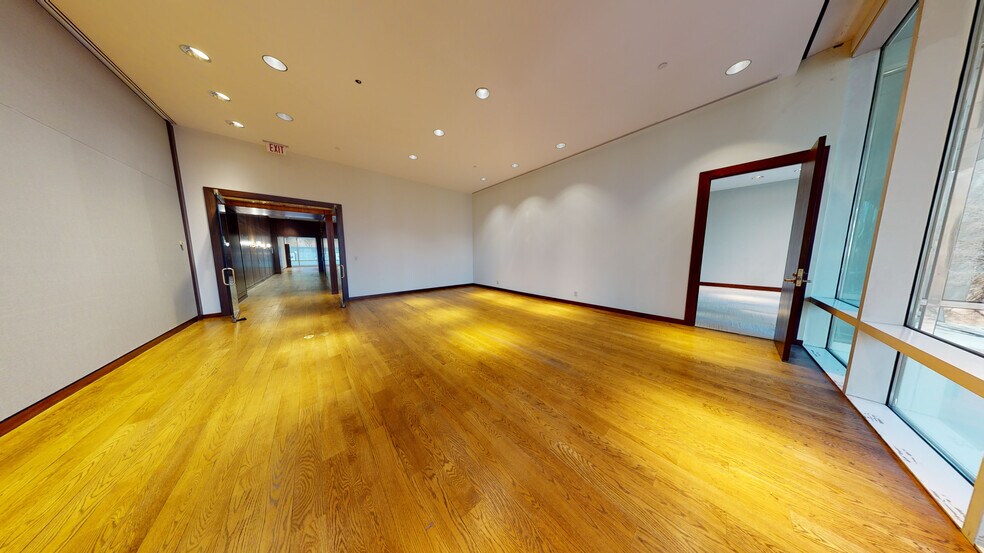 More Photos Of 1021 E Cary St, Richmond Office For Lease
