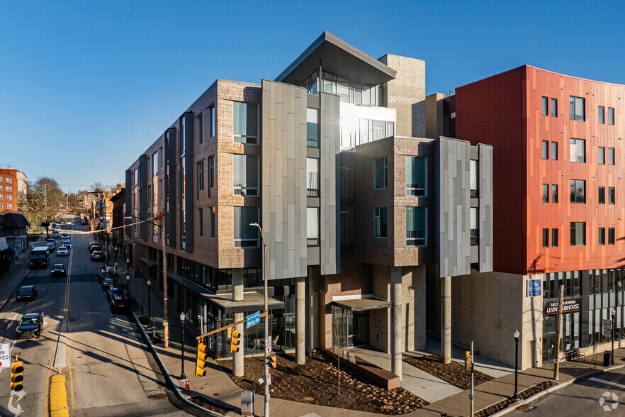 Primary Photo Of 5824 Forward Ave, Pittsburgh Apartments For Lease
