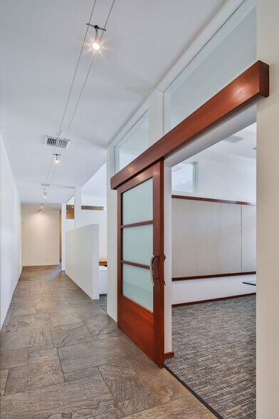 More Photos Of 411 Culver Blvd, Playa Del Rey Office Residential For Sale