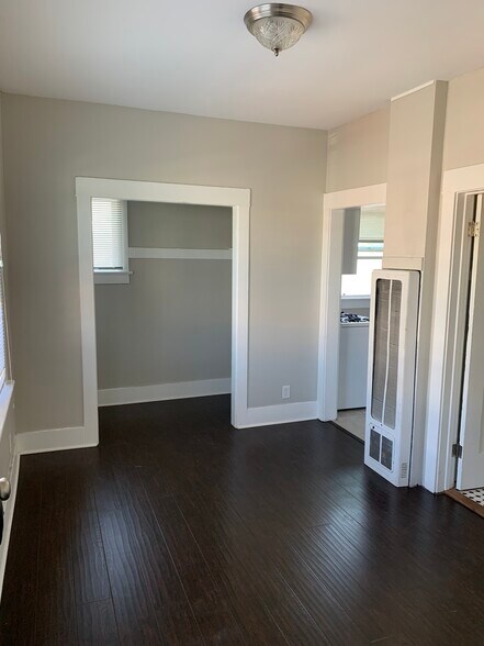 More Photos Of 322 Daisy Ave, Long Beach Apartments For Sale