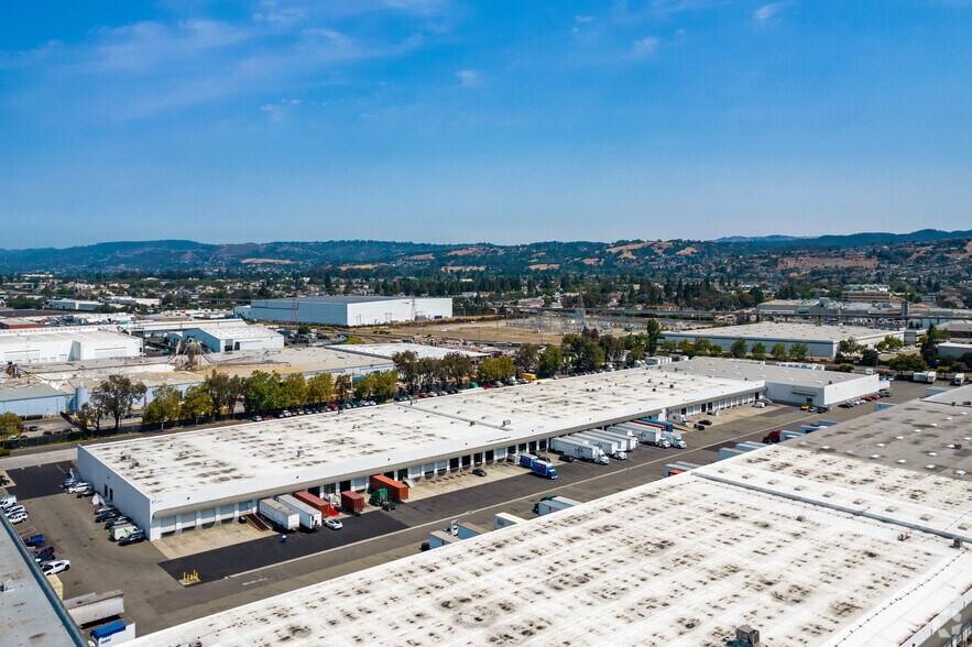 More Photos Of 2960-2972 Alvarado St, San Leandro Warehouse For Lease
