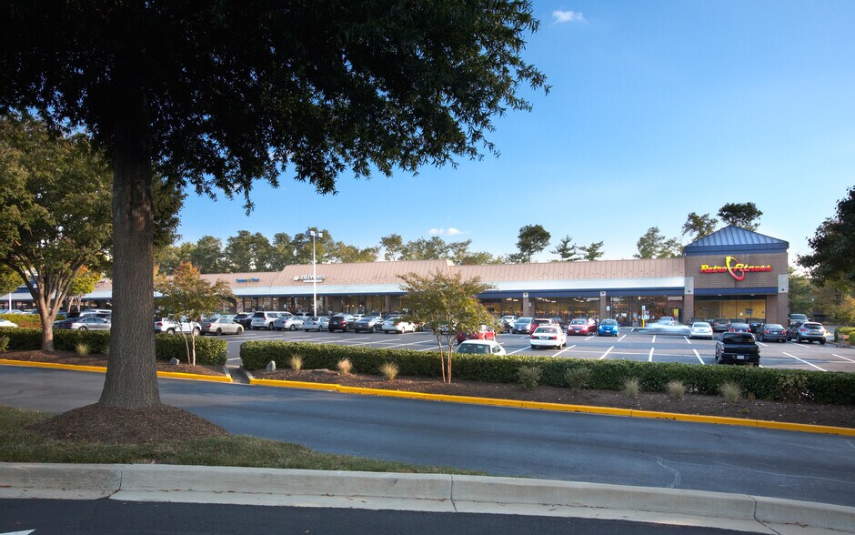 More Photos Of 5100-5268 Nicholson Ln, Rockville Unknown For Lease