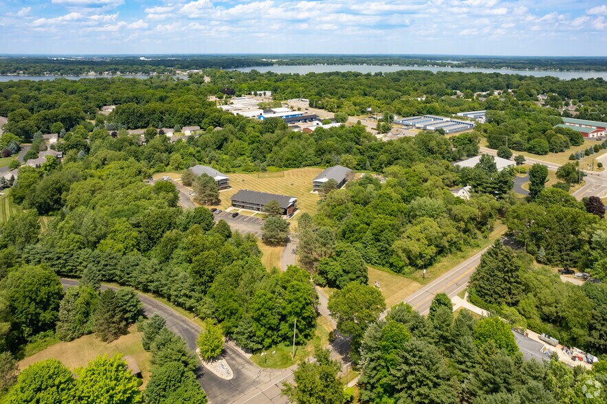 More Photos Of 1525-1605 Bacon Ave, Portage Apartments For Sale