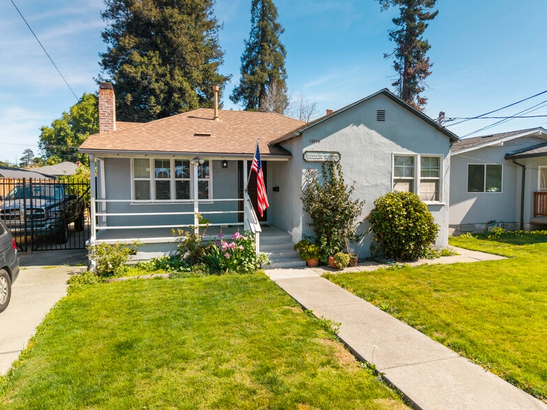 More Photos Of 22427 Montgomery St, Hayward Congregate Senior Housing For Sale