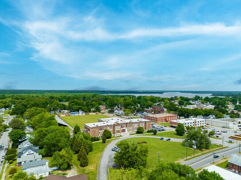 More Photos Of 1201 W City Point Rd, Hopewell Multifamily For Sale