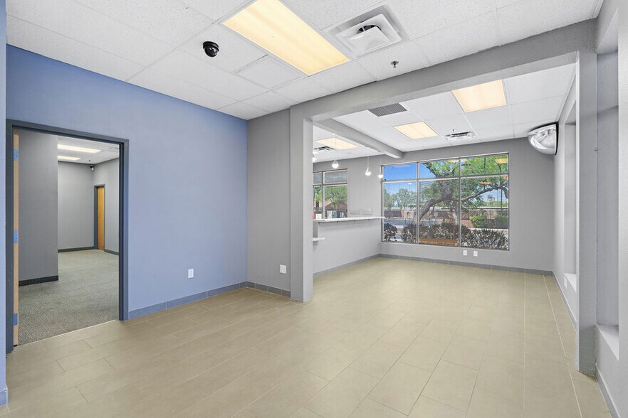 More Photos Of 2075 S Cottonwood Dr, Tempe Medical For Lease