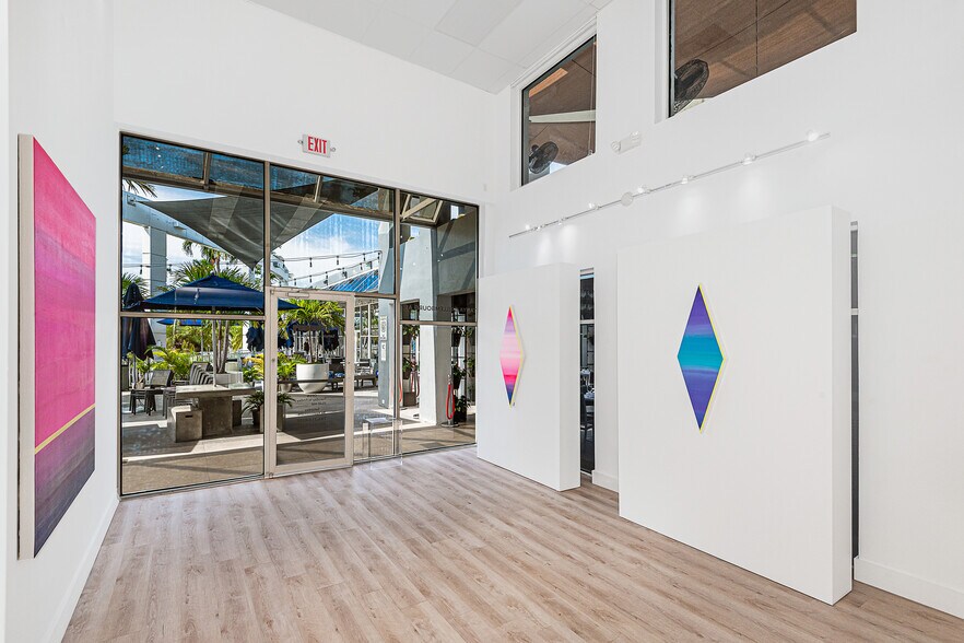 More Photos Of 260 Crandon Blvd, Key Biscayne Bank For Sale