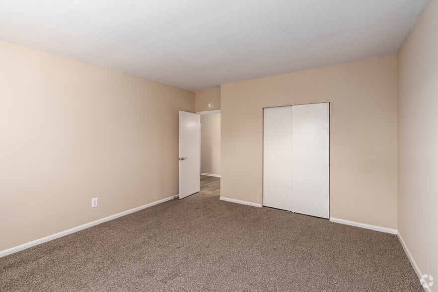 More Photos Of 1200 Lincoln Ave, Prospect Park Apartments For Lease