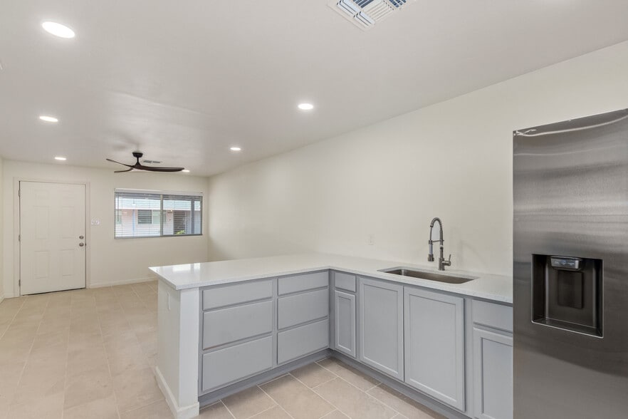 More Photos Of 140-148 E Mohave Rd, Tucson Apartments For Sale