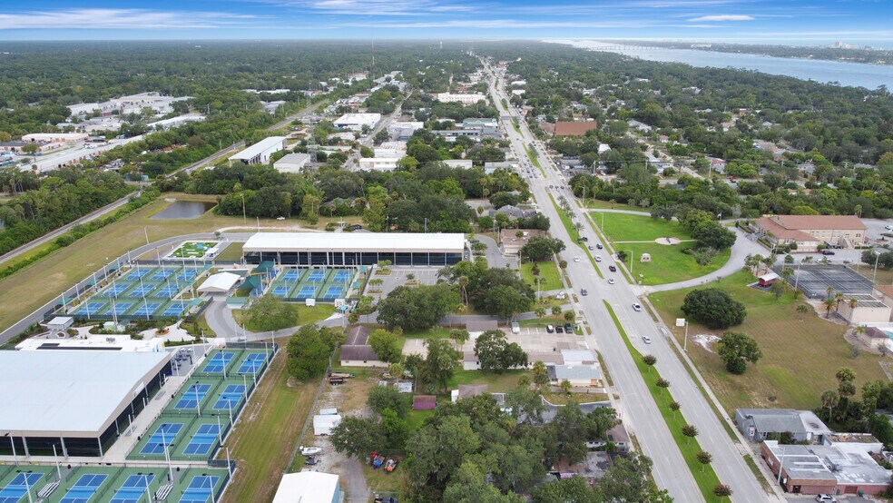 More Photos Of 1028 Ridgewood Ave, Daytona Beach Hospitality For Sale