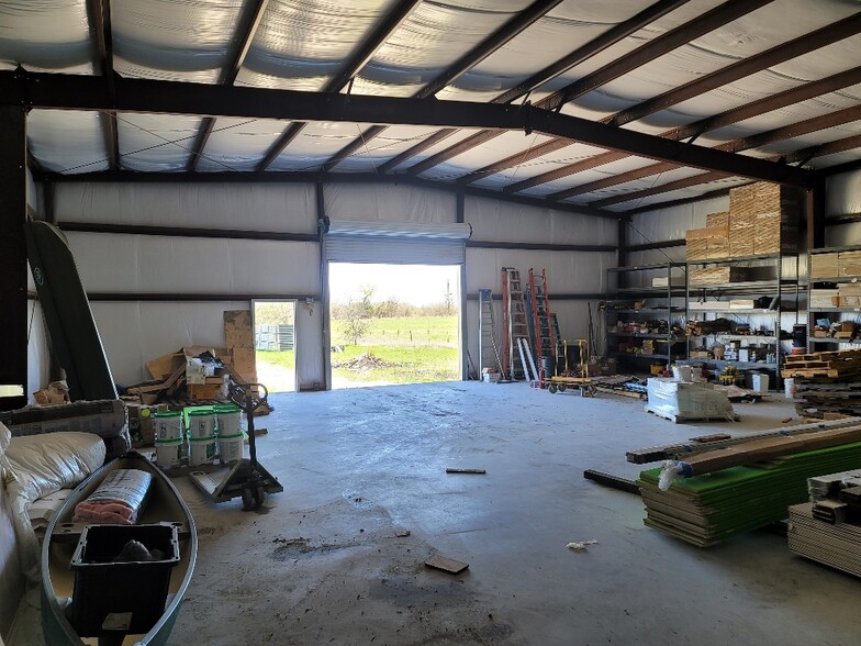More Photos Of 601 Private Road 900, Hutto Unknown For Lease