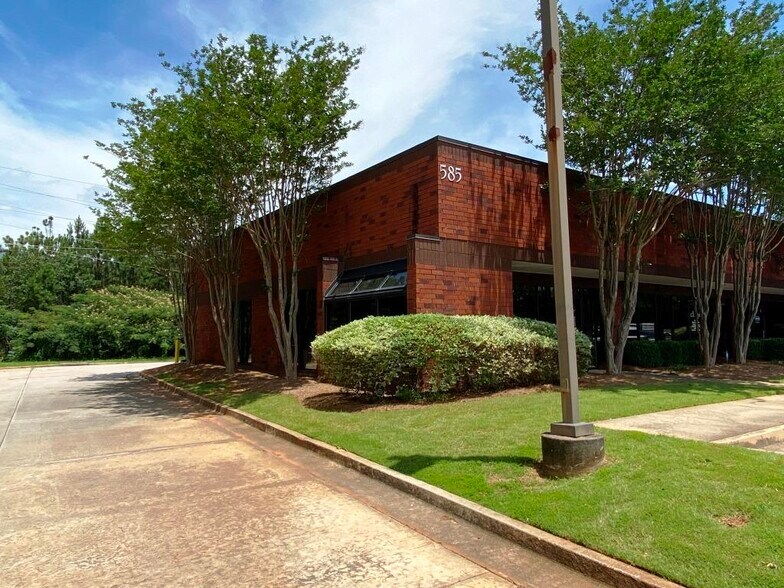 More Photos Of 575 Old Norcross Rd, Lawrenceville Unknown For Lease