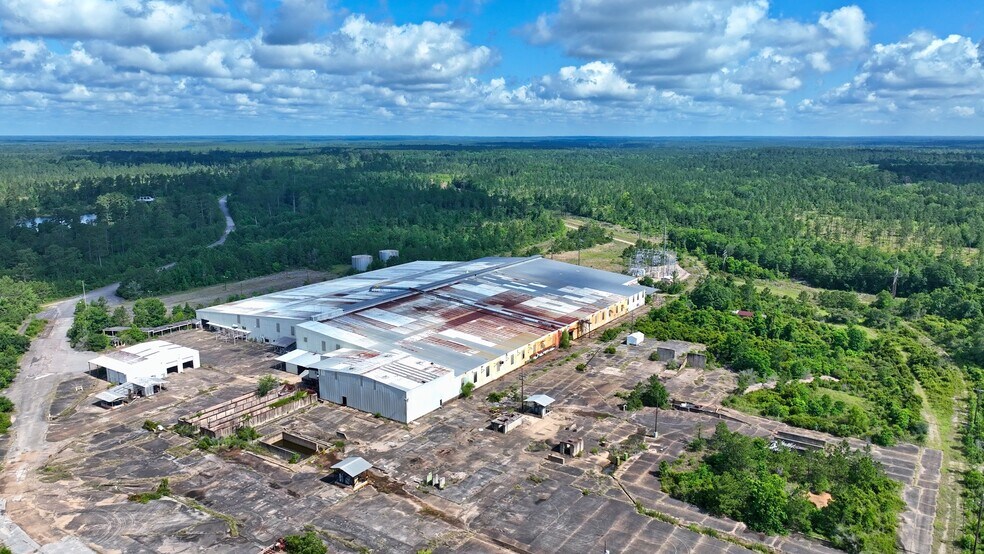 Primary Photo Of Hwy 363 @ FM 363 & US HWY 190, Bon Wier Warehouse For Sale