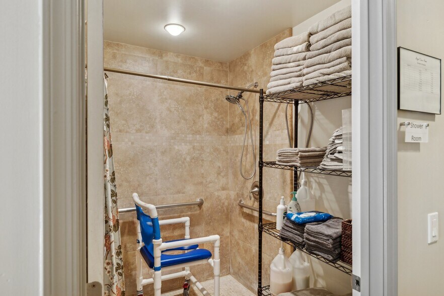 More Photos Of 3827 E Oak St, Phoenix Assisted Living For Sale