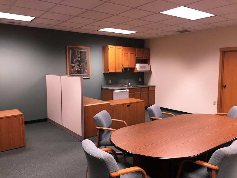 More Photos Of 1 Darling Dr, Avon Office For Sale