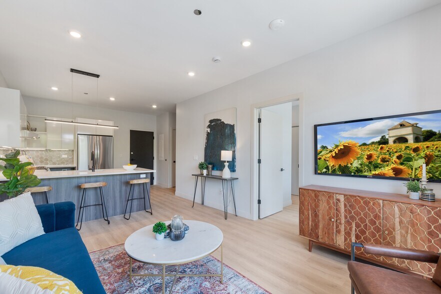 More Photos Of 4501 N Sheridan Rd, Chicago Apartments For Lease