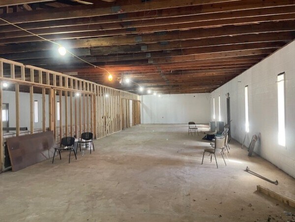 More Photos Of 2112 Hollywood Dr, Jackson Office For Sale