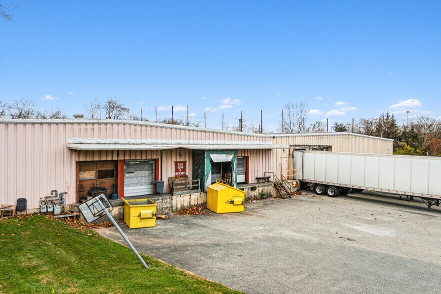 More Photos Of 680 Colwell Ln, Conshohocken Manufacturing For Lease