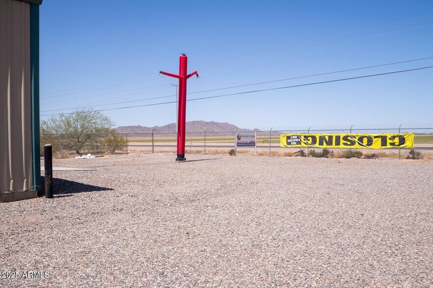 More Photos Of 8282 W Sandy Ln, Arizona City Warehouse For Sale