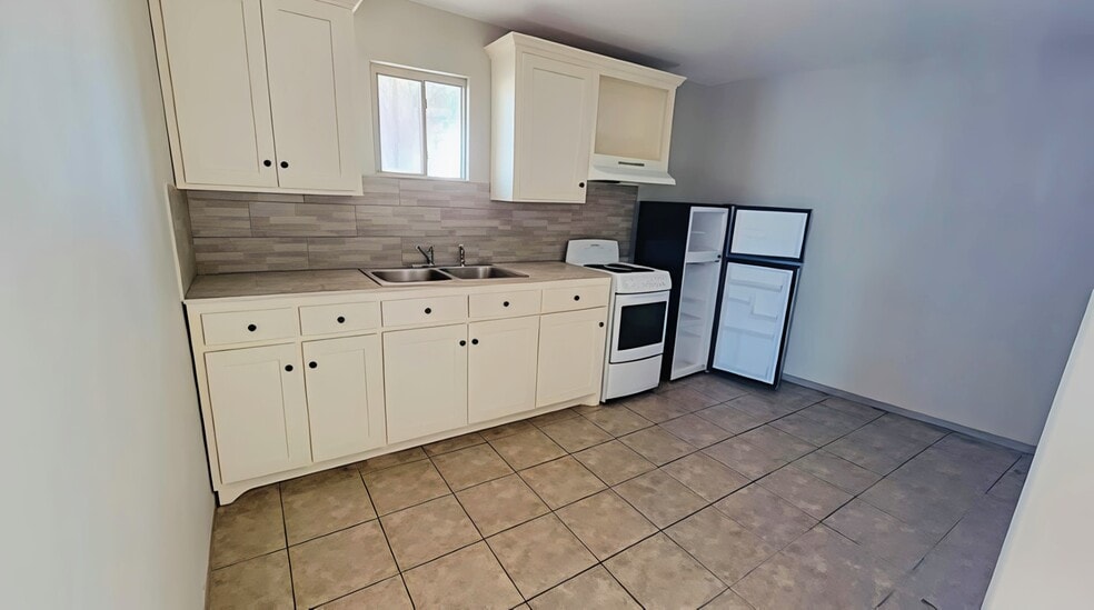 More Photos Of 164 W Old Highway 83, Rio Grande City Apartments For Sale