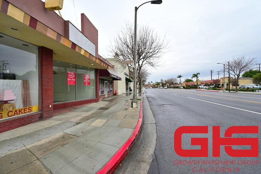 More Photos Of 700 1/2 W Las Tunas Dr, San Gabriel Storefront For Lease