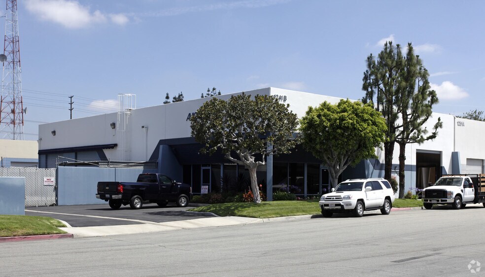 Primary Photo Of 1241 N La Loma Cir, Anaheim Warehouse For Sale