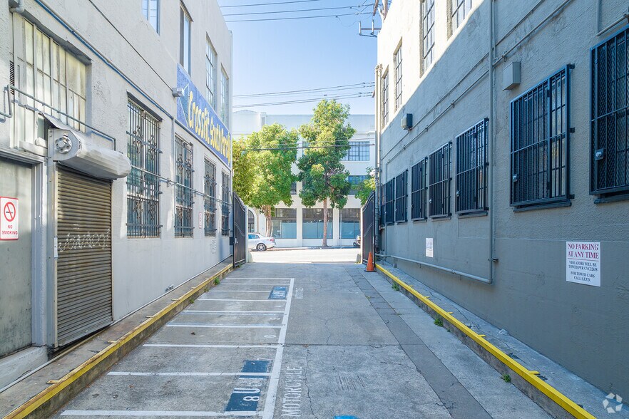 More Photos Of 363-365 Brannan St, San Francisco Flex For Lease