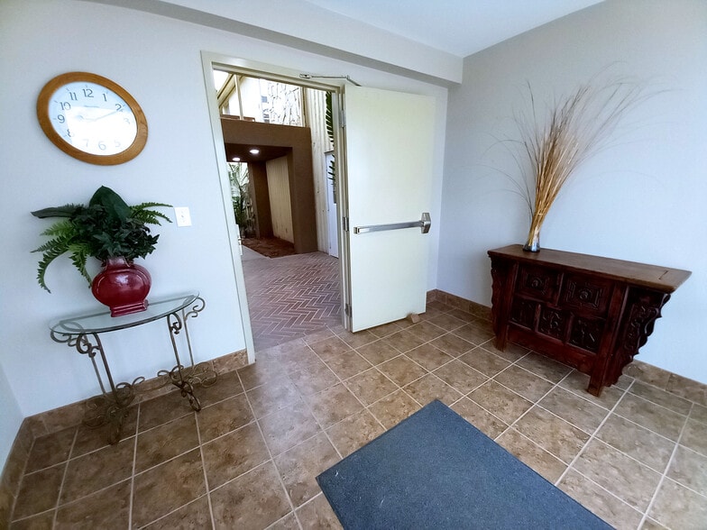 More Photos Of 401 US Highway 281, Wichita Falls Unknown For Lease