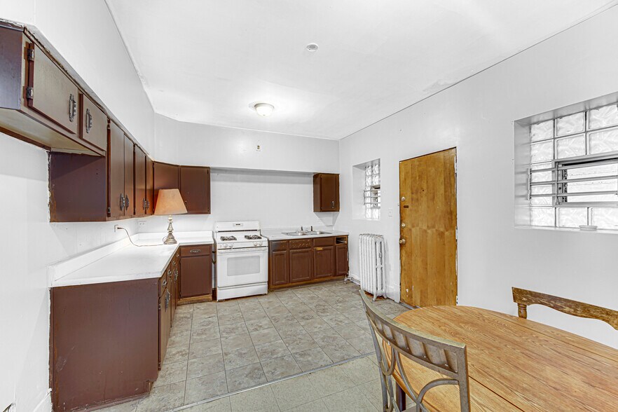 More Photos Of 6457-6459 S Cottage Grove Ave, Chicago Apartments For Sale
