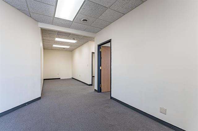 More Photos Of 34 SE Main St, Blackfoot Office For Sale