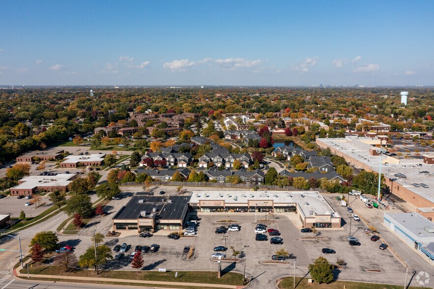 More Photos Of 130-156 E Army Trail Rd, Glendale Heights Storefront For Sale