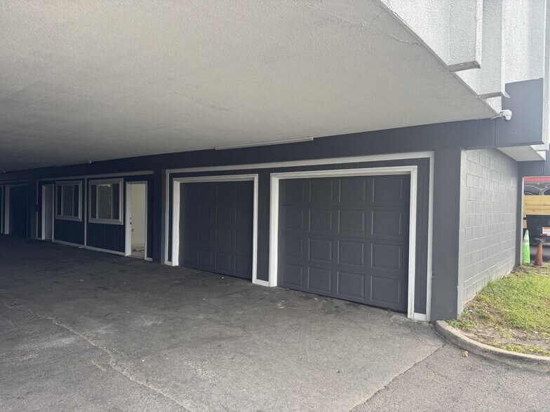 More Photos Of 138 S Rosemont Rd, Virginia Beach Medical For Lease