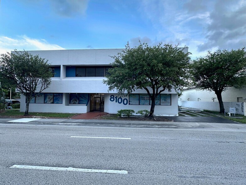 More Photos Of 8100 W Flagler St, Miami Loft Creative Space For Lease