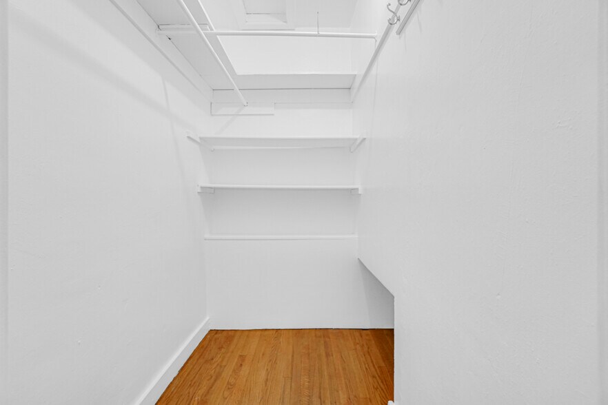 More Photos Of 2531 Elsinore St, Los Angeles Multifamily For Sale