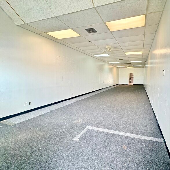 More Photos Of 103-133 Bay Area Blvd, Webster Unknown For Lease