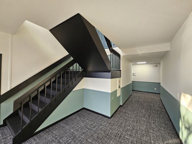 More Photos Of 1250 Chambers Rd, Columbus Office For Lease