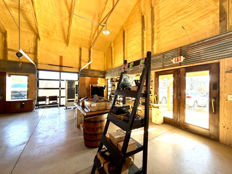 More Photos Of 2501 3rd St SW, Attalla Specialty For Sale
