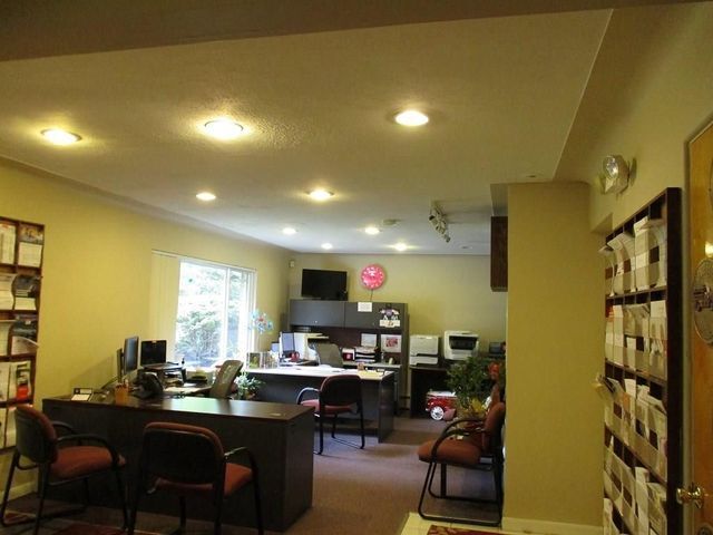 More Photos Of 7217 Sashabaw Rd, Clarkston Office Residential For Sale