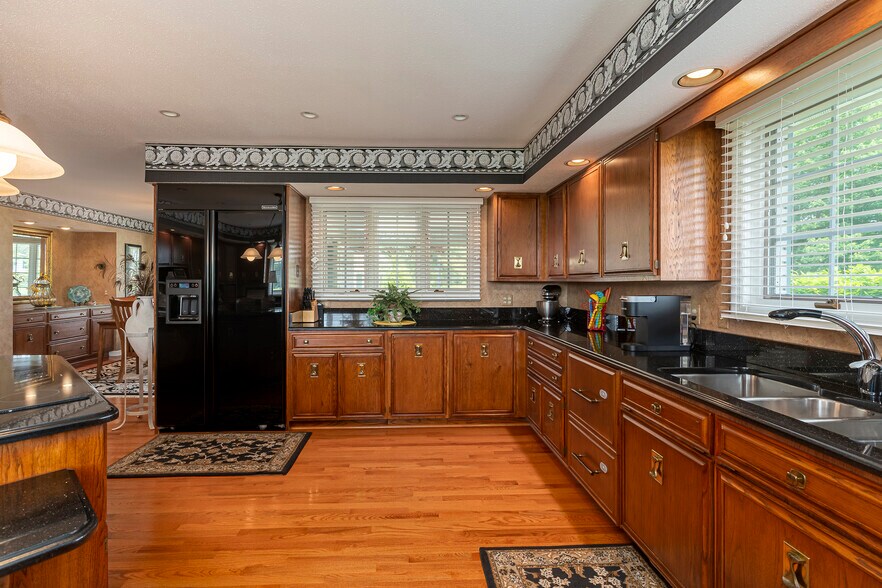 More Photos Of 15866 Moellers Rd, Marion Specialty For Sale