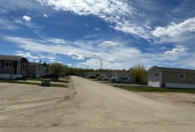 More Photos Of 2501 41 Av, Athabasca Manufactured Housing Mobile Home Park For Sale
