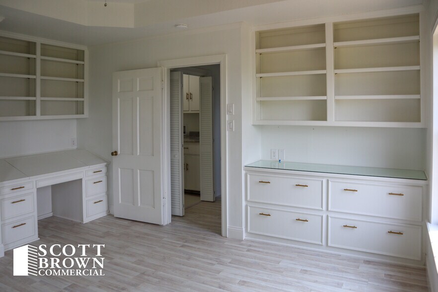 More Photos Of 10935 FM 1385, Pilot Point Unknown For Lease